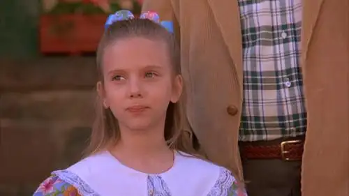 寡姐斯嘉丽约翰逊与第3任丈夫低调完婚!杜兰特:爷青结?