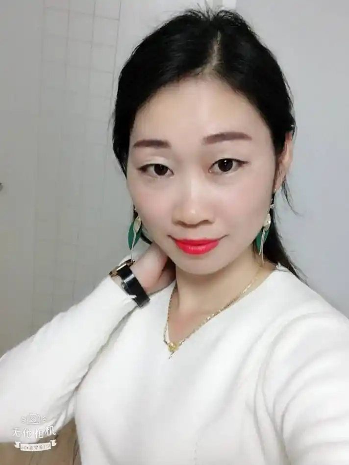 32岁离异女征婚照片(id:1541565)_上海上海征婚交友_我主良缘网