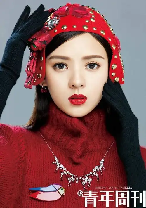 瑞丽封面冠军张予曦