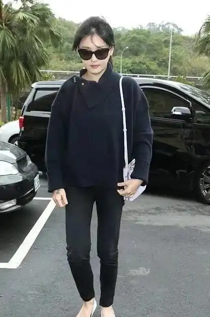 大s决心与韩国欧巴共度一生隔离结束就领证太迅速穿简约装封神