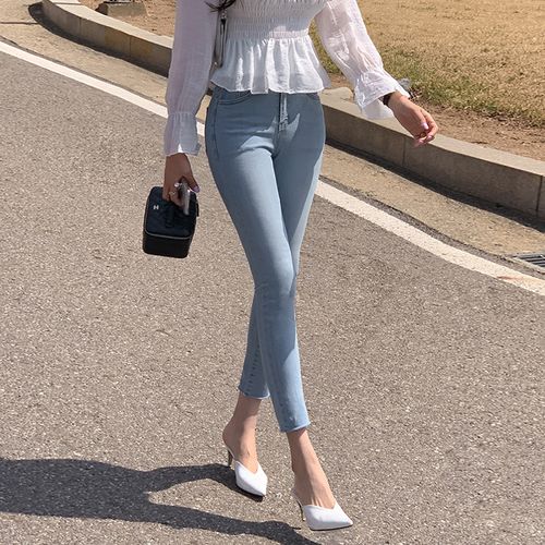 小脚牛仔裤女夏薄款2022年新款高腰弹力紧身浅色辣妹小直筒九分裤