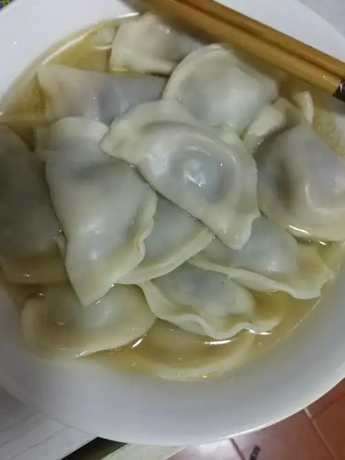 给老公煮的饺子[笑脸]这一大碗[呲牙笑]
