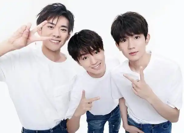 被"双j"接连邀请,24岁的王俊凯,终于证明自己的"江湖地位"|王源