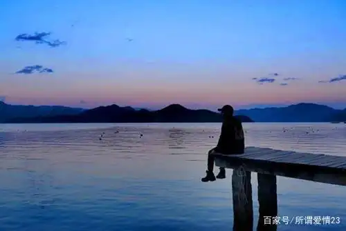 现实生活中的心情短语,总有一种触动你的心