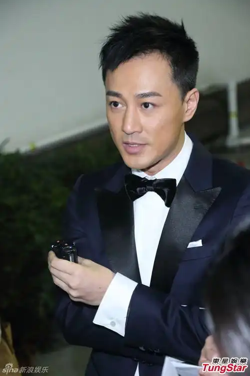 组图:吴绮莉携女亮相活动 林峰羞谈女友_高清图集_新浪网