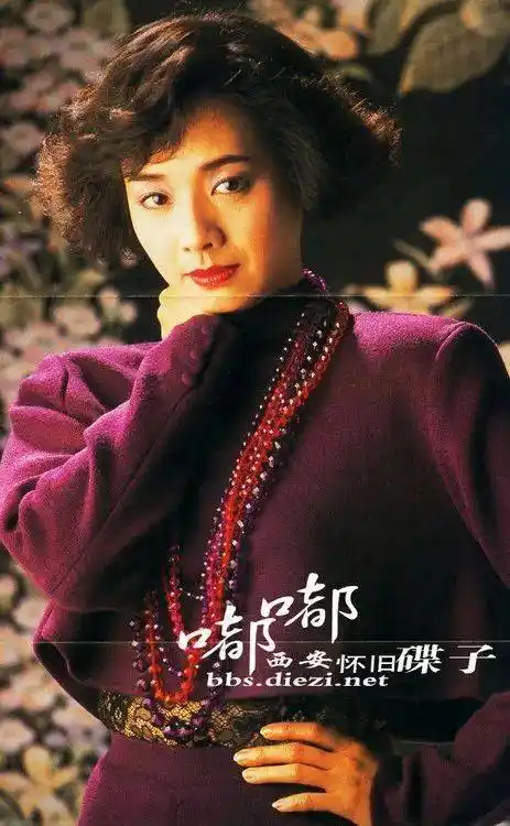 港星昔日旧照:毛舜筠,风姿绰约,一种独特气质的美