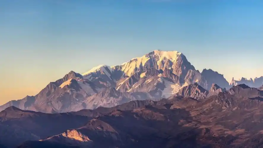 该换新电脑ipad壁纸啦 ～