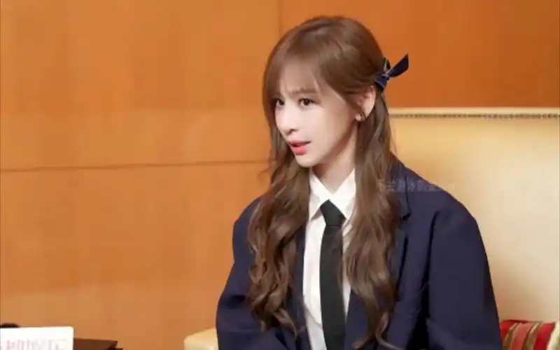 如果你对王心凌的印象还只是甜蜜可爱 那就来重温她的慢歌吧