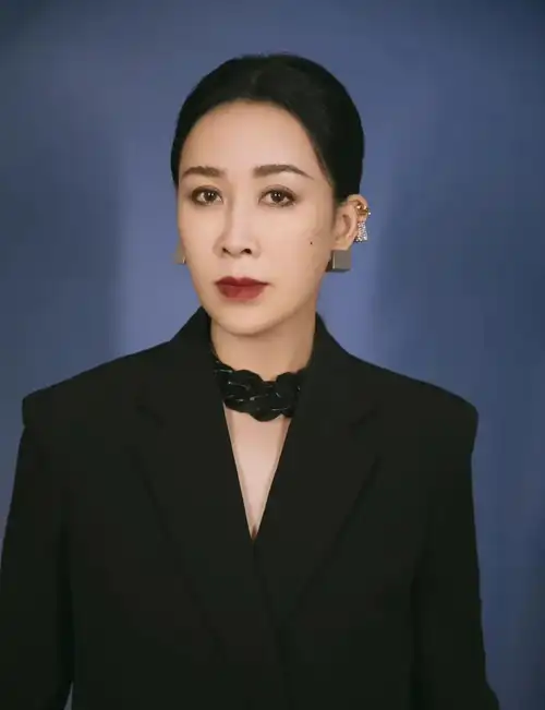 和高峰恋爱10年,37岁未婚生子,那英:走错了路,来得及改_孟桐_王纳文