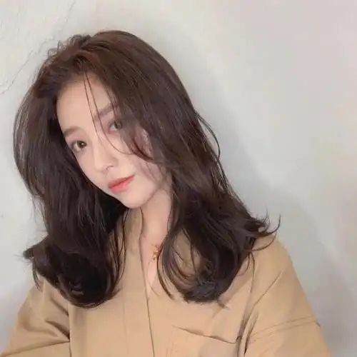 适合瓜子脸发型