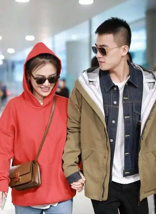 以为爱情可以弥补,她还是错了……_马思纯_张哲轩_恋情