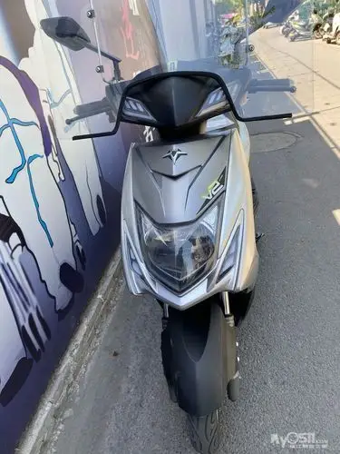 [电动车] 72 36电瓶车 [广告推广]   出个72 36金超威电瓶车 大电瓶的