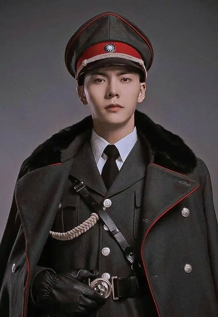 男明星军装造型大赏,快来看看有没有你喜欢的?