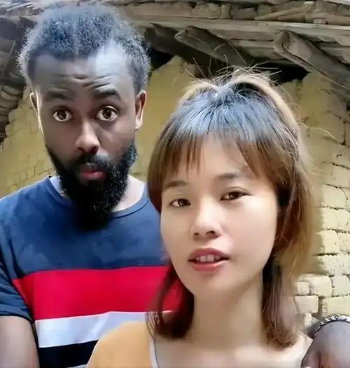 武大校花陈怡为爱远嫁非洲最后有家也难回父亲抑郁而终