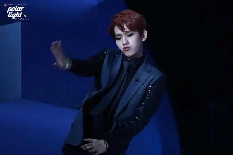 边伯贤壁纸图片