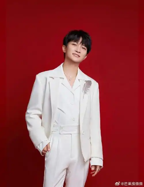 周深网络视听盛典三年全勤##周深加盟网络视听盛典