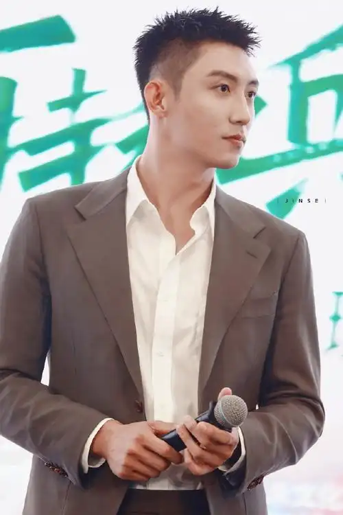 黄景瑜爱上特种兵