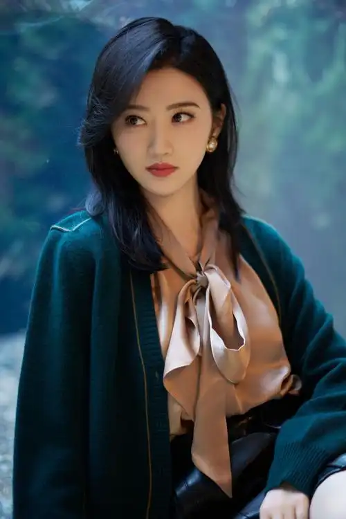 景甜 情绪稳定的人简直就是人间宝藏##景甜演飒女没有婴儿肥了