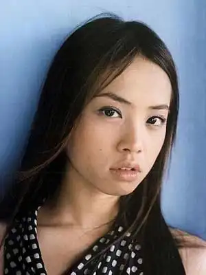 蔡依林没整容之前是什么样的,谁能给我照片