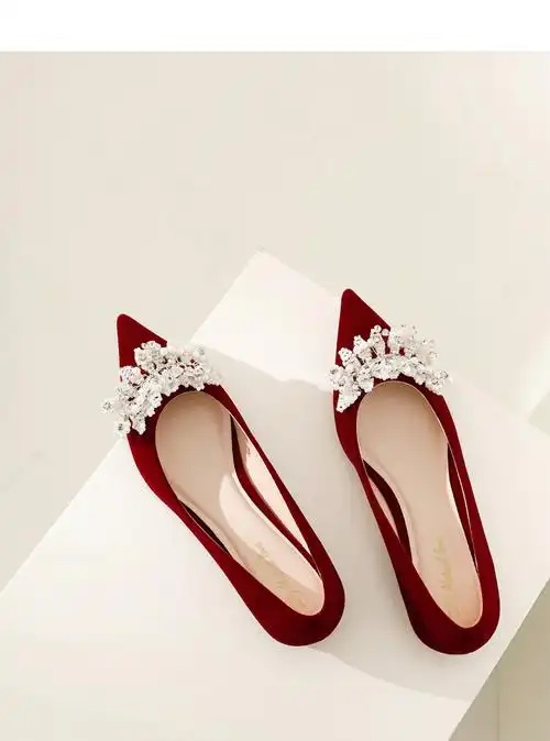 婚鞋女秀禾主婚纱两穿孕妇法式红色粗跟平底高跟新娘鞋夏花簪2cm跟34