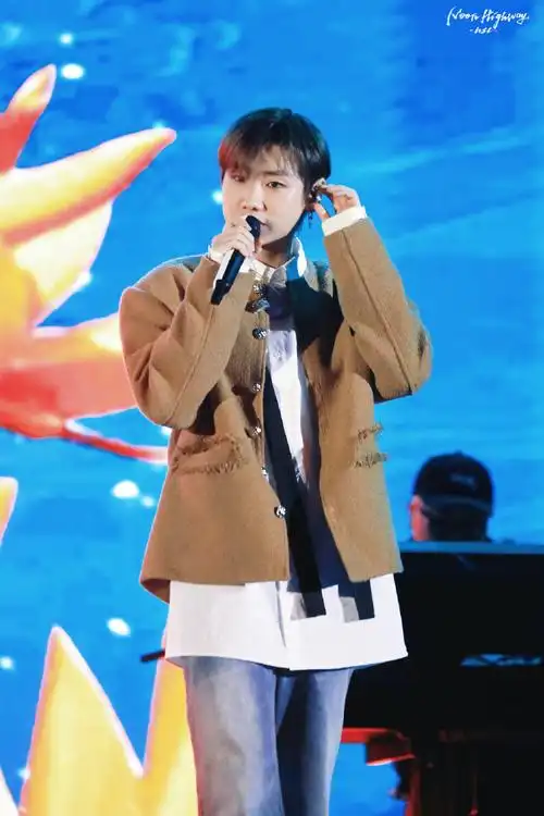 汪苏泷实体专辑21世纪罗曼史