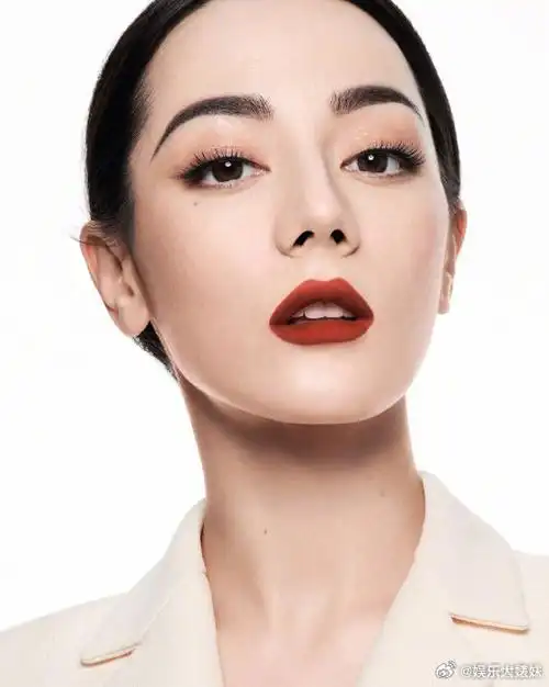 迪丽热巴怼脸五官好立体##迪丽热巴五官好精致