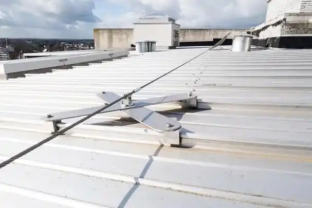 屋顶防雷这样做,保护房屋免受雷击!