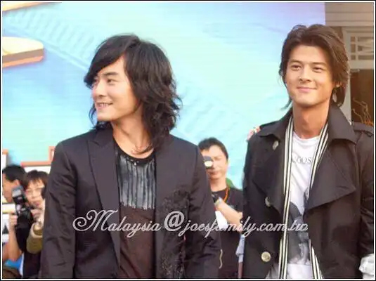 郭品超郑元畅身高对比