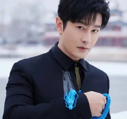 黄晓明与叶珂:爱情与事业的"双丰收"!