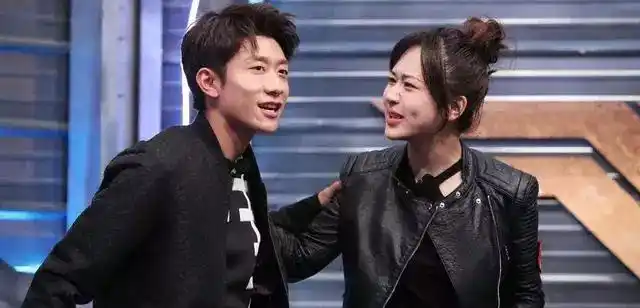 老牌综艺保底,原创节目不俗,q1,q2电视综艺的"安全型创新"