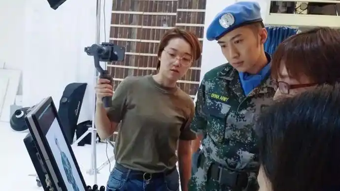 蓝盔特战队海报花絮首发维和军人风采挡不住