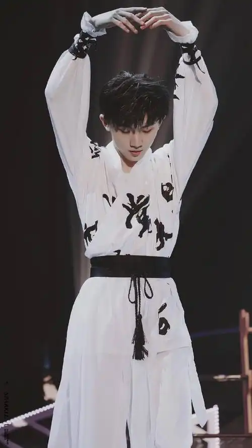 马嘉祺打戏好带感#马嘉祺古装造型小合集!