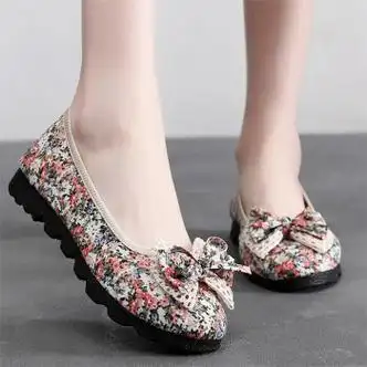 大唐喜乐牛新款聚氨酯底老北京布鞋女单鞋平底妈妈鞋软底一脚蹬碎花鞋