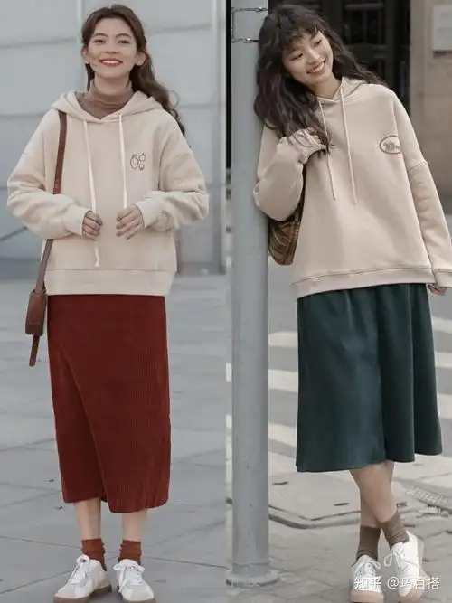 推荐搭配二,卫衣 中长款半身裙
