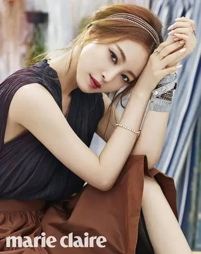 韩艺瑟marieclaire画报令teddy着迷的清新女神美貌