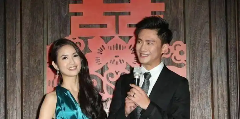 但直到7年后的2021年,林依晨才在社交平台上官宣怀孕喜讯,后生下了一