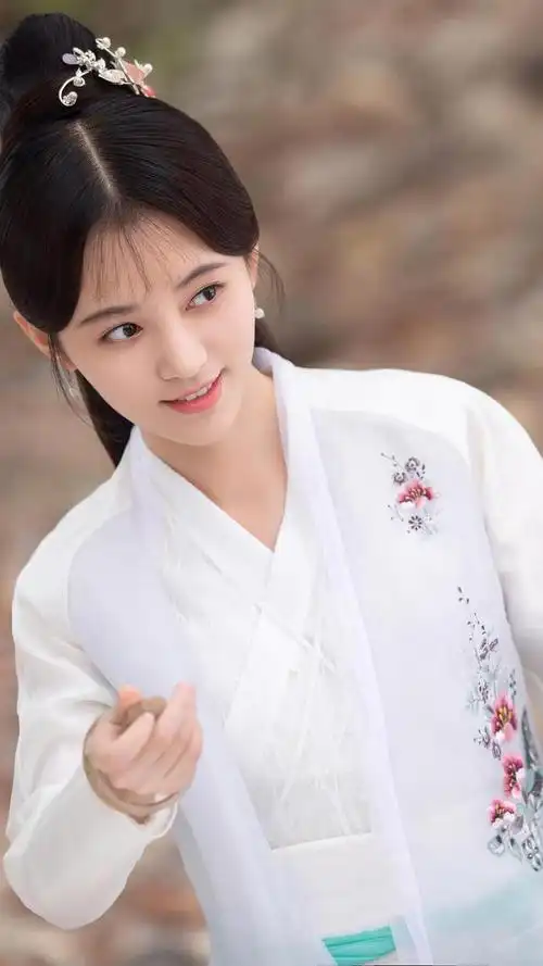 精美图集鞠婧祎古装仙气飘飘绝美灵动