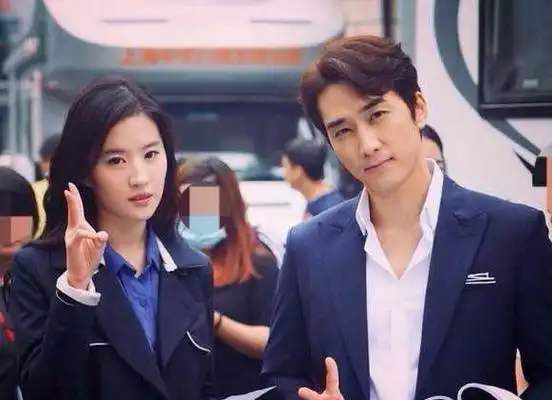 回顾33岁刘亦菲不再靠干爹如今淡然的神仙姐姐又回来了