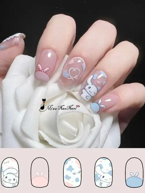 超适合夏日的可爱玉桂狗手绘美甲