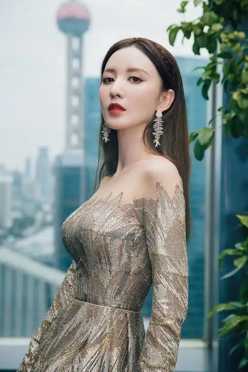 67张萌个人资料写真作品