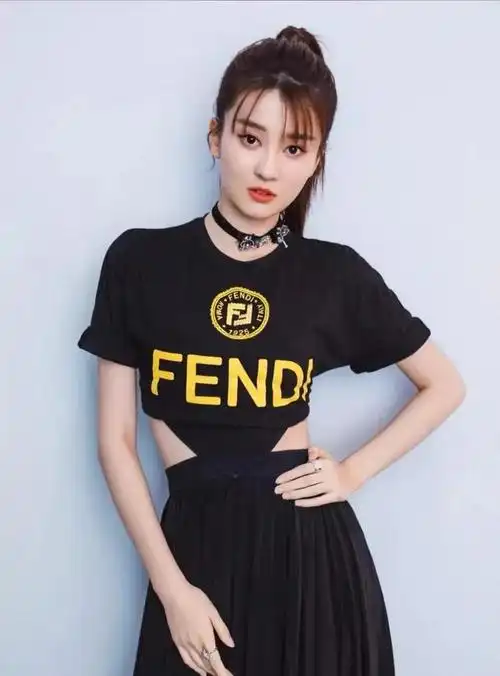 但平时,乔欣还是比较低调的,并不会刻意炫富.