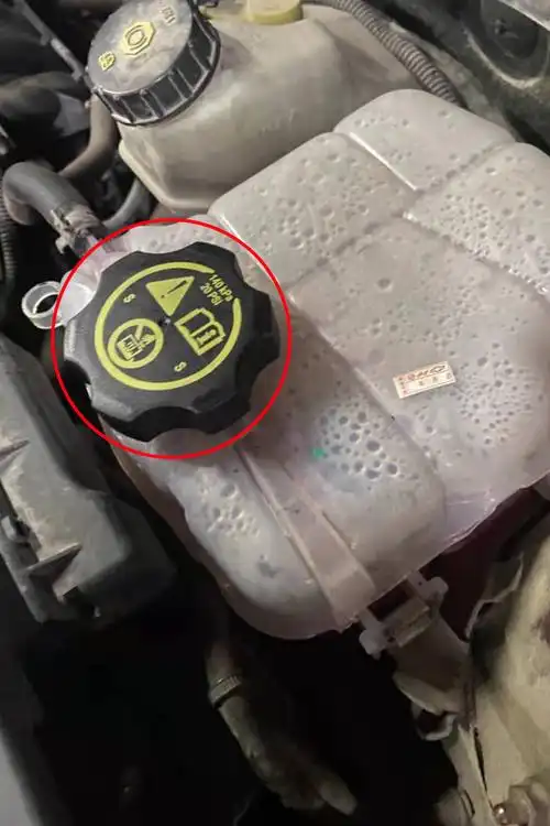 汽车配件适用雪佛兰景程防冻液冷却液付副水箱水壶盖