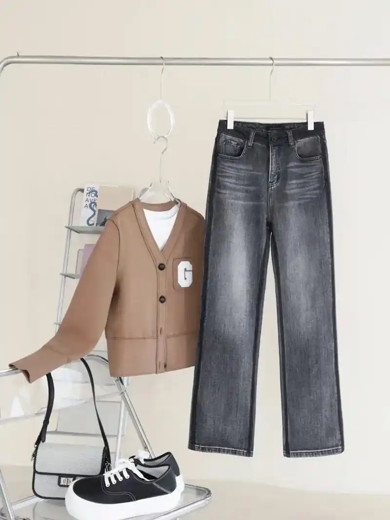 76自带高冷范儿的高级感 - 抖音