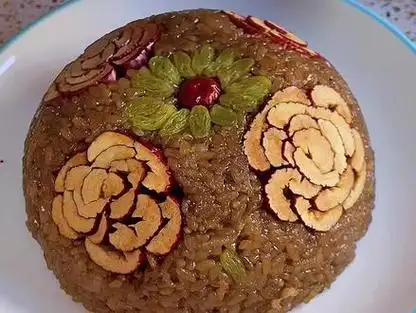 年夜饭餐就安排这款牡丹八宝饭,寓意甜甜蜜蜜  花开富贵#年夜饭 #抖音