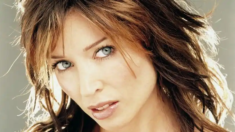 桌面壁纸 女性壁纸 丹妮·米洛桌面壁纸[1600x900](9张) > 丹妮·米洛