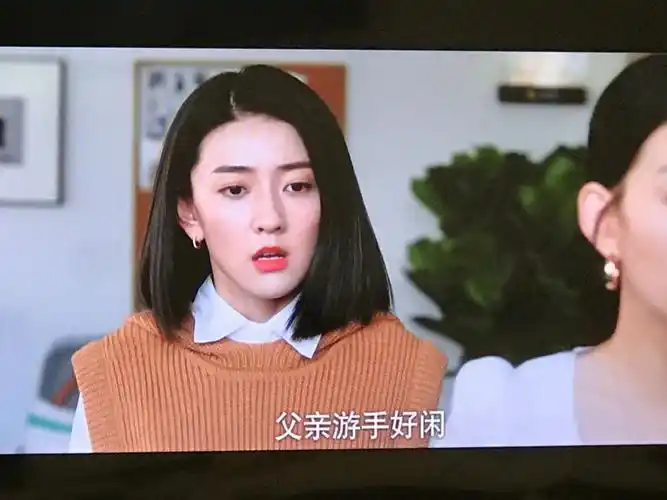 这个电视剧真的有毒,太搞笑了,在追千古,但是千古更的太慢,之前看到有