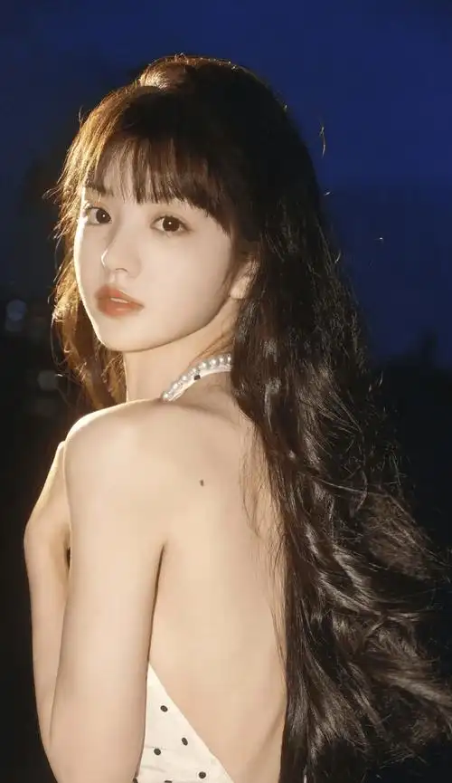 田曦薇造型写真:姣美清秀,貌美如花