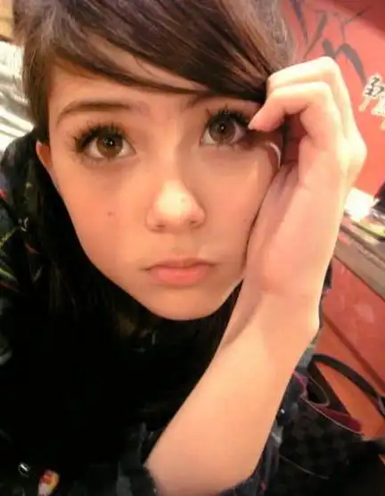 刘羽琦炮轰昆凌害人 回顾昆凌清纯美照是装出来的?