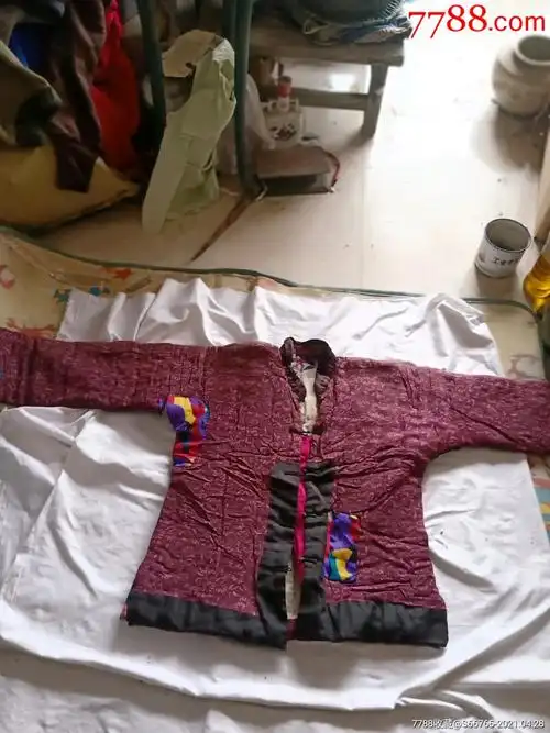 怀旧老手工补丁花棉袄