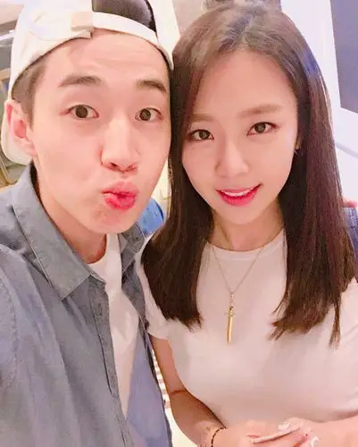 「老婆好久不见啦」henry-艺媛再次相见的我结夫妇 - seoulsunday.com